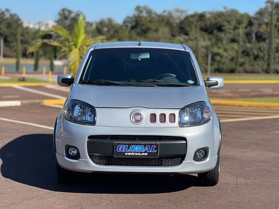 FIAT UNO 1.4 SPORTING 8V FLEX 4P MANUAL FIAT UNO 1.4 SPORTING 8V FLEX 4P MANUAL